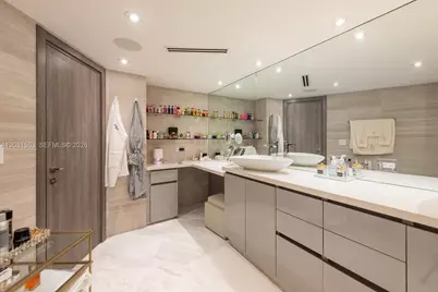 5660 Collins Ave #14C, Miami Beach, FL 33140 - Photo 20