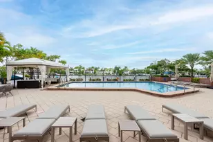 5660 Collins Ave, Miami Beach, FL 33140 - Photo 30