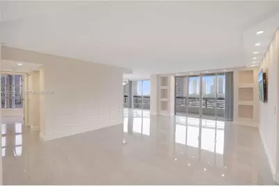 3500 Mystic Pointe Dr #1206, Aventura, FL 33180 - Photo 2
