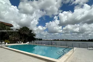 601 Ives Dairy Rd, Miami, FL 33179 - Photo 56