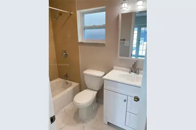 4030 NE 2nd Ter #0, Deerfield Beach, FL 33064 - Photo 10