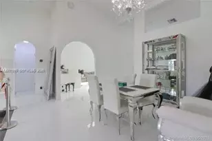 270 SE 7th St, Dania Beach, FL 33004 - Photo 4