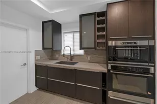 3261 SW 20th St, Miami, FL 33145 - Photo 22