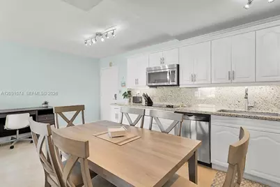 88500 Overseas Hwy #504, Plantation Key, FL 33070 - Photo 8