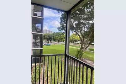 3475 N Country Club Dr #204, Aventura, FL 33180 - Photo 10
