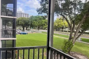 3475 N Country Club Dr, Aventura, FL 33180 - Photo 10