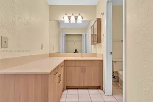 10828 SW 72nd St, Miami, FL 33173 - Photo 34