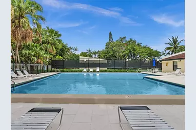 10828 SW 72nd St #205, Miami, FL 33173 - Photo 38