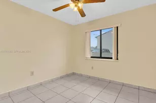 10828 SW 72nd St, Miami, FL 33173 - Photo 12
