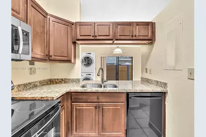 10828 SW 72nd St #205, Miami, FL 33173 - Photo 24