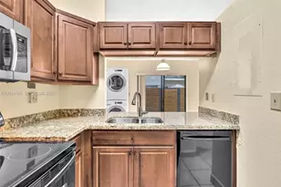 10828 SW 72nd St, Miami, FL 33173 - Photo 24