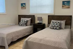 6431 Hayes St, Hollywood, FL 33024 - Photo 12