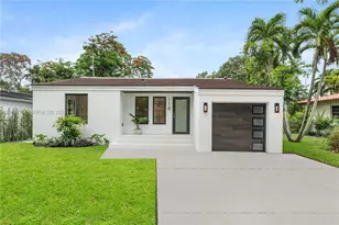 118 Sarto Ave, Coral Gables, FL 33134 - Photo 1