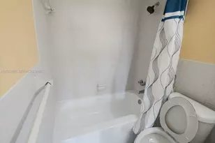 3660 NE 166th St, North Miami Beach, FL 33160 - Photo 40
