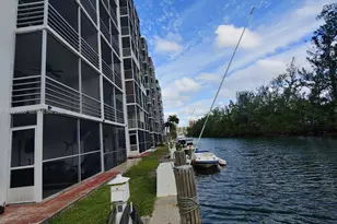 3660 NE 166th St, North Miami Beach, FL 33160 - Photo 80