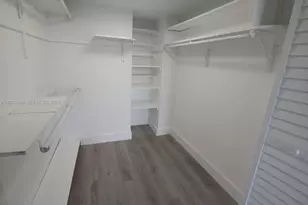 3660 NE 166th St, North Miami Beach, FL 33160 - Photo 36