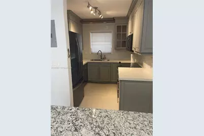 7505 SW 82nd St #212, Miami, FL 33143 - Photo 4