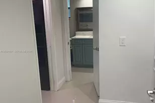 7505 SW 82nd St, Miami, FL 33143 - Photo 22
