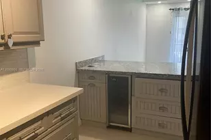 7505 SW 82nd St, Miami, FL 33143 - Photo 8