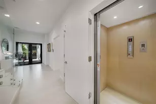 10659 NE Quay Bridge Ct, Miami, FL 33138 - Photo 8