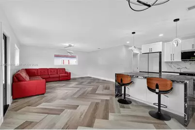 1695 NE 160th St, North Miami Beach, FL 33162 - Photo 12