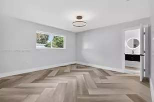 1695 NE 160th St, North Miami Beach, FL 33162 - Photo 16