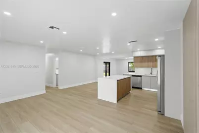 9161 SW 181st Ter, Palmetto Bay, FL 33157 - Photo 8