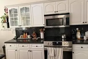 1032 Silktree Ln, Weston, FL 33327 - Photo 14