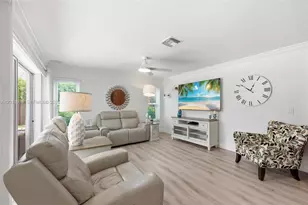 943 SW 149th Way, Sunrise, FL 33326 - Photo 14