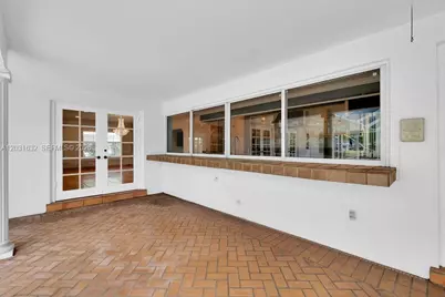 8820 N Lake Dasha Dr, Plantation, FL 33324 - Photo 34