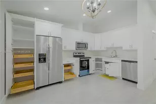 11903 SW 110th St Cir E, Miami, FL 33186 - Photo 14