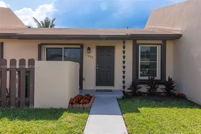 11903 SW 110th St Cir E #11903, Miami, FL 33186 - Photo 2