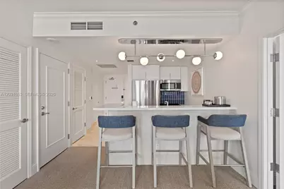 4401 Collins Av #1206, Miami Beach, FL 33140 - Photo 16