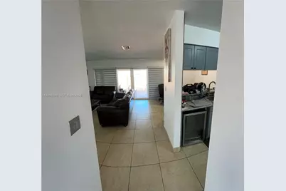 9206 SW 147th Ct, Miami, FL 33196 - Photo 4