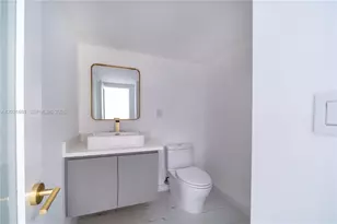 19380 Collins Ave, Sunny Isles Beach, FL 33160 - Photo 10
