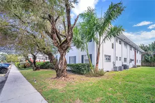 1100 Atlantic Shores Blvd, Hallandale Beach, FL 33009 - Photo 14