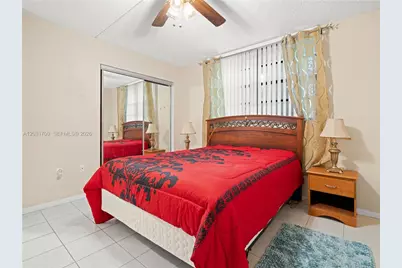 901 Colony Point Cir #112, Pembroke Pines, FL 33026 - Photo 16