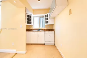 5900 Collins Ave, Miami Beach, FL 33140 - Photo 16