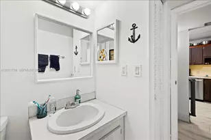 3101 N Country Club Dr, Aventura, FL 33180 - Photo 12