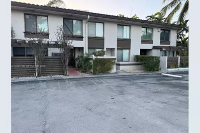 16498 NE 26th Ave #12, North Miami Beach, FL 33160 - Photo 24