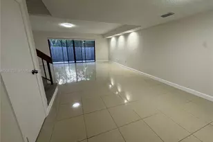 16498 NE 26th Ave, North Miami Beach, FL 33160 - Photo 8