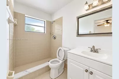 8982 W Sample Rd #204, Coral Springs, FL 33065 - Photo 12