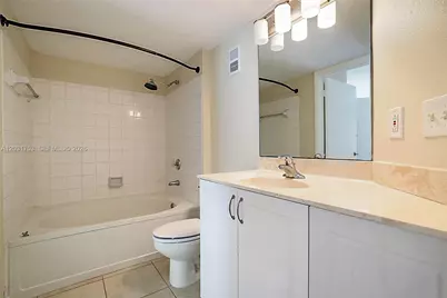 4791 Via Palm Lks #1705, West Palm Beach, FL 33417 - Photo 4