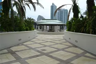 999 SW 1st Ave, Miami, FL 33130 - Photo 22