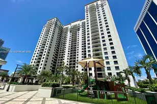 999 SW 1st Ave, Miami, FL 33130 - Photo 2