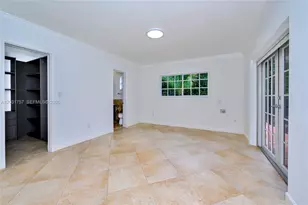 2120 NE 207th St, Miami, FL 33179 - Photo 14