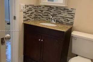 6900 SW 39th St, Davie, FL 33314 - Photo 24