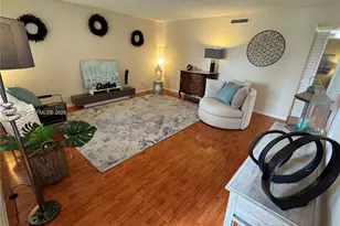 6900 SW 39th St, Davie, FL 33314 - Photo 4