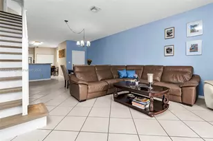 3892 Tree Top Dr, Weston, FL 33332 - Photo 10