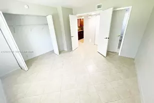 1548 SE Royal Green Cir, Port Saint Lucie, FL 34952 - Photo 8
